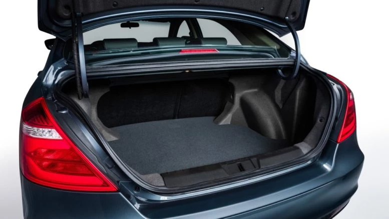 новый джили эмгранд багажник