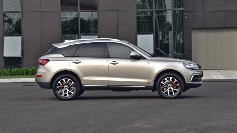 2 Zotye Coupa сбоку