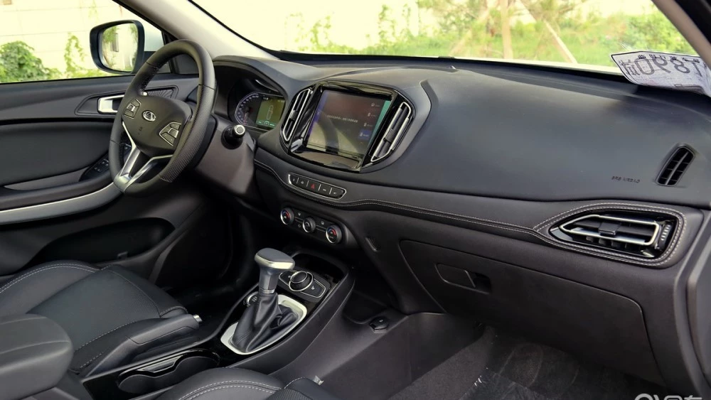 чери тигго 7 салон