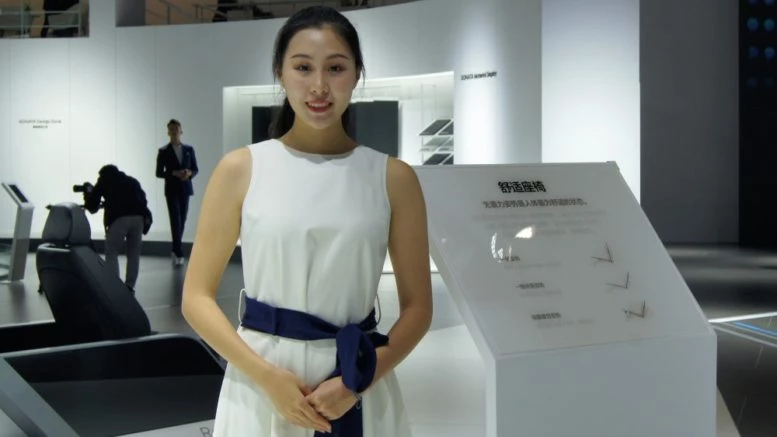 DSC06562_1000 девушки автосалона