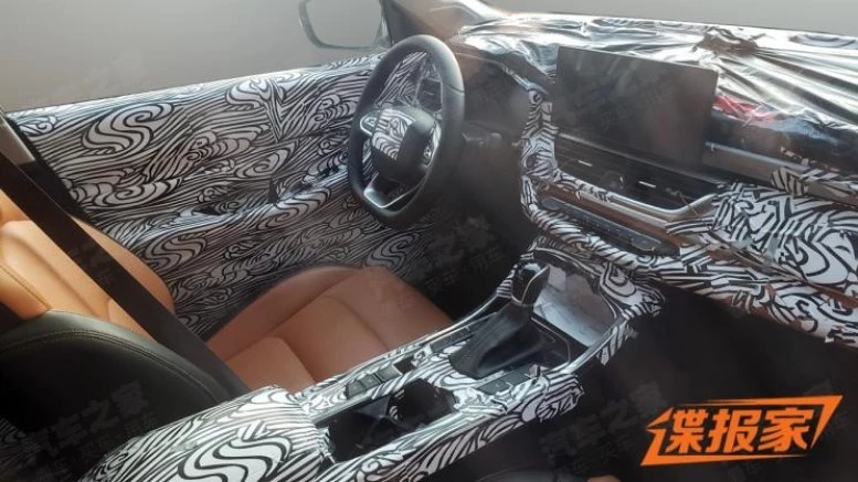 Geely Emgrand X7 получит современный интерьер. Кроссовер должен стать дороже geely emgrand x7