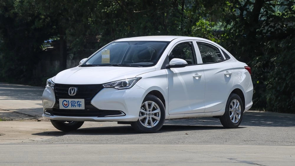 седан Changan Alsvin
