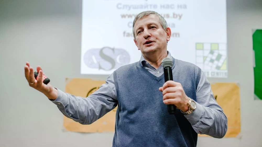 ярослав романчук