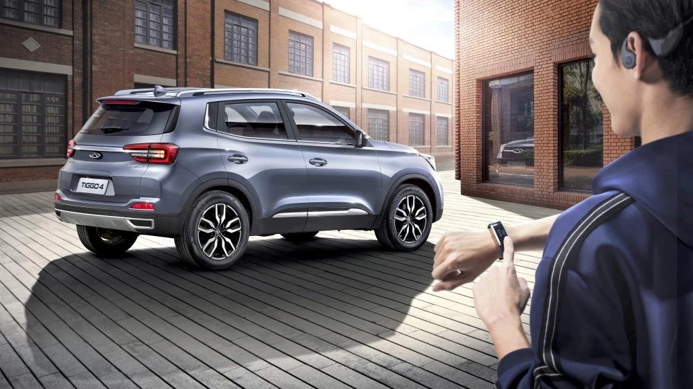 Chery второй раз за полгода представит Tiggo 4. Теперь с системой распознавания жестов tiggo 4