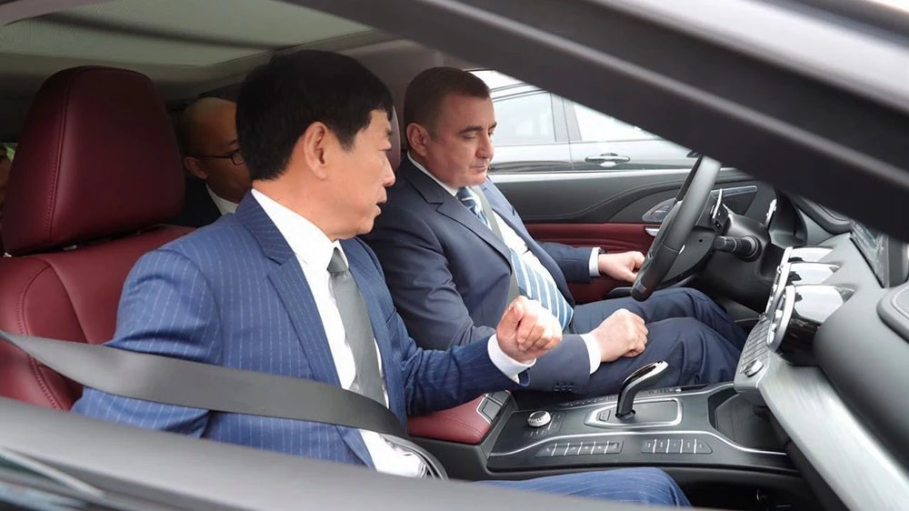 губернатор дюмин