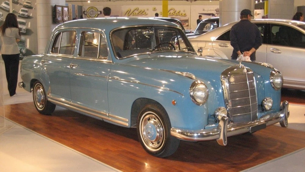 Mercedes-Benz W180 220