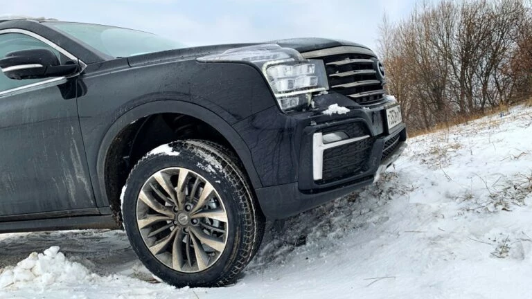 gac gs8 кроссовер первое поколение черный сбоку спереди ликвидность за три года остаточная стоимость автостат