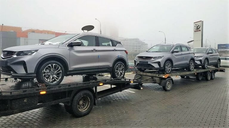 Цены и комплектации Geely Coolray