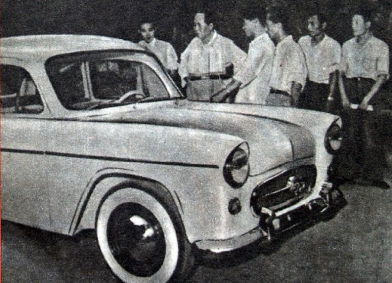 hongqi первый автомобиль 1958