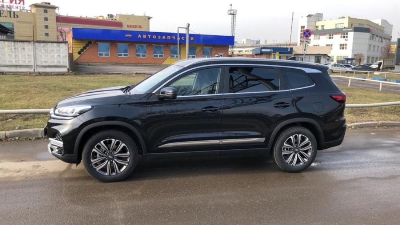 Chery tiggo pro отзывы. Chery Tiggo 8 черный. Chery Tiggo 8 Pro черный. Чери Тигго 8 черный цвет. Chery Tiggo 8 New черный.