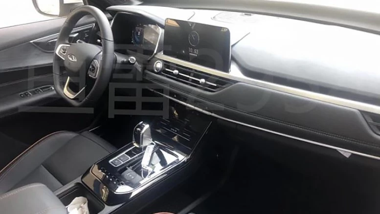 В объектив фотошпионов попал салон обновленного Chery Tiggo 4. Он тоже изменится chery tiggo 4