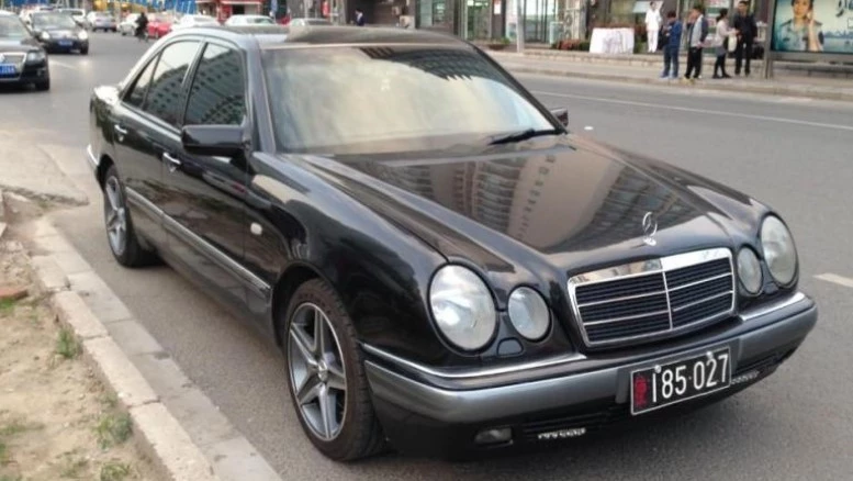 Mercedes-Benz E-Klasse