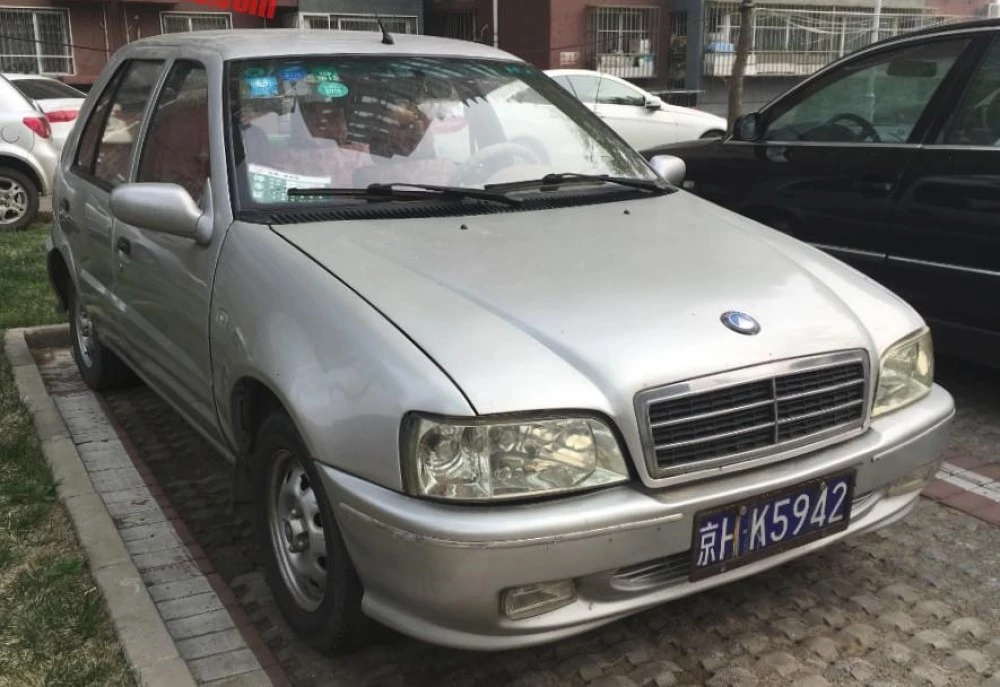 первый автомобиль Geely