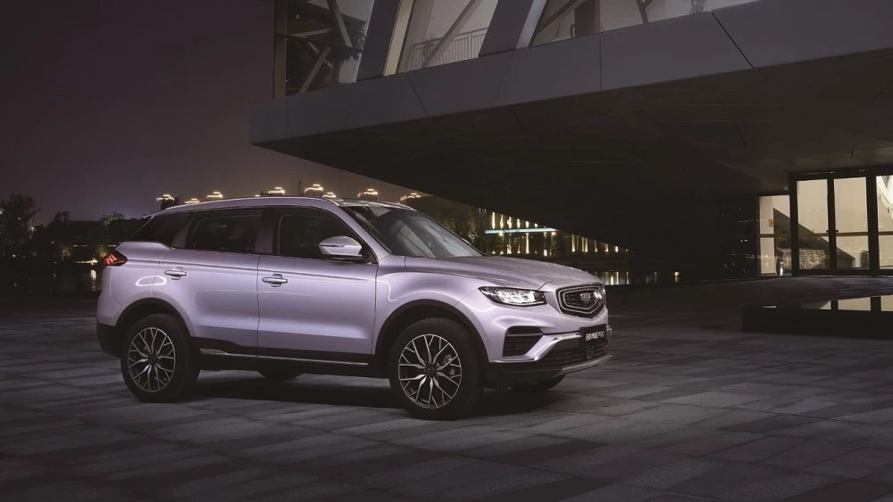 geely atlas pro в россии