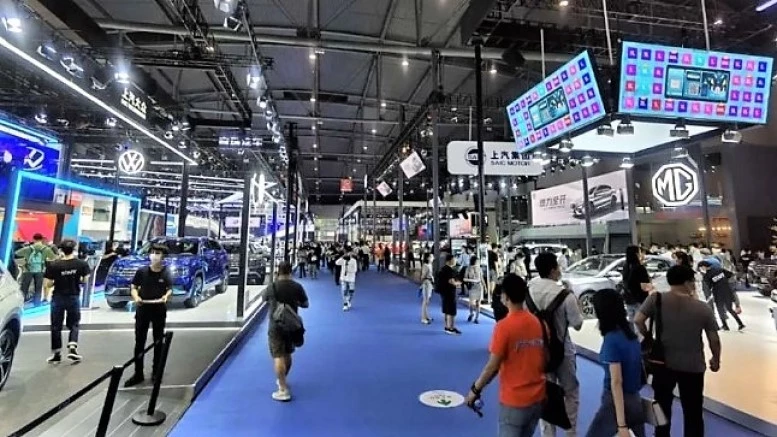 автовыставка Чэнду