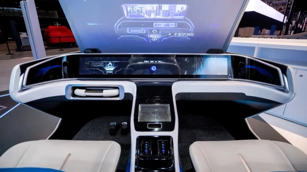 умная кабина Dongfeng 