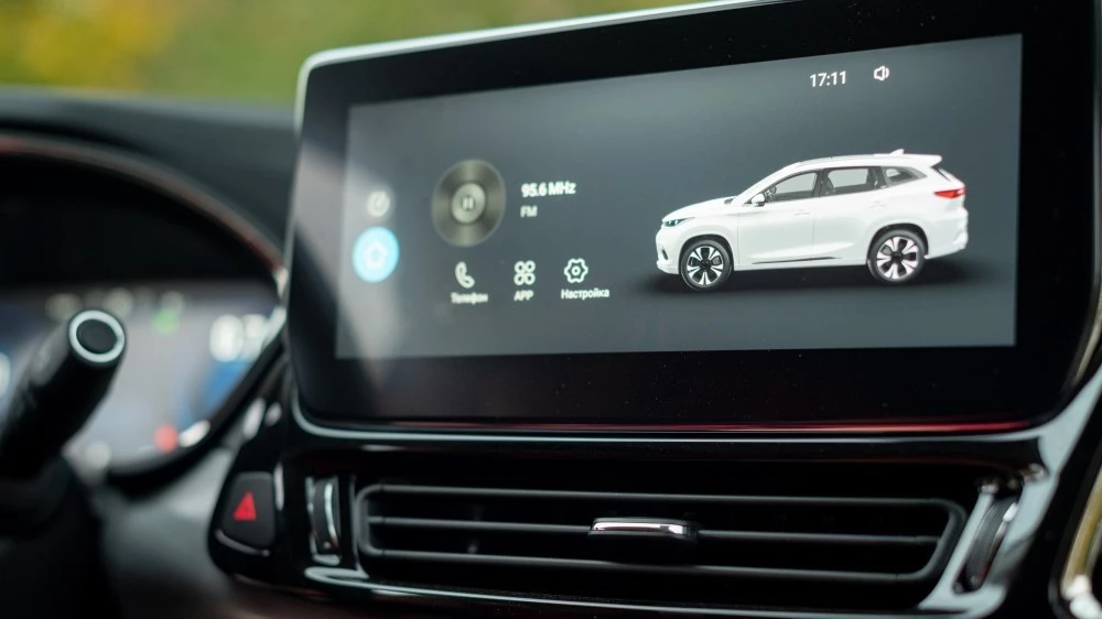 Кроссовер CheryExeed TXL салон