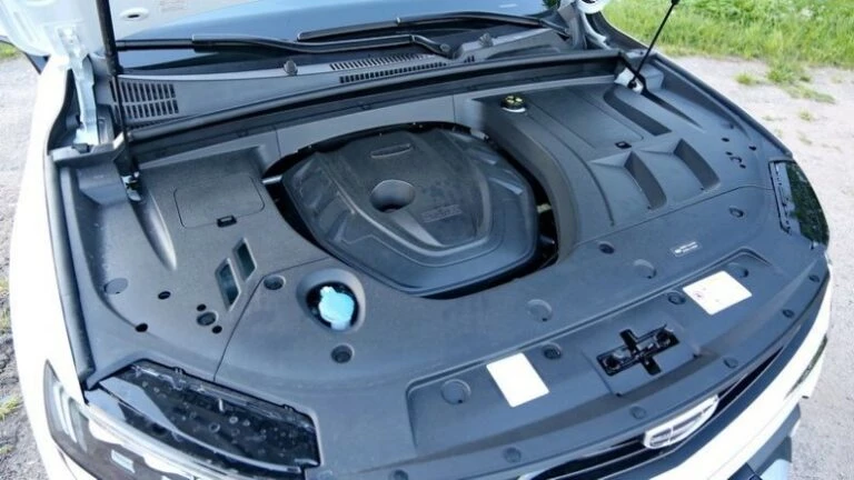 geely fy11 капот