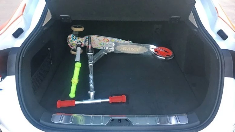 Geely Tugella багажник