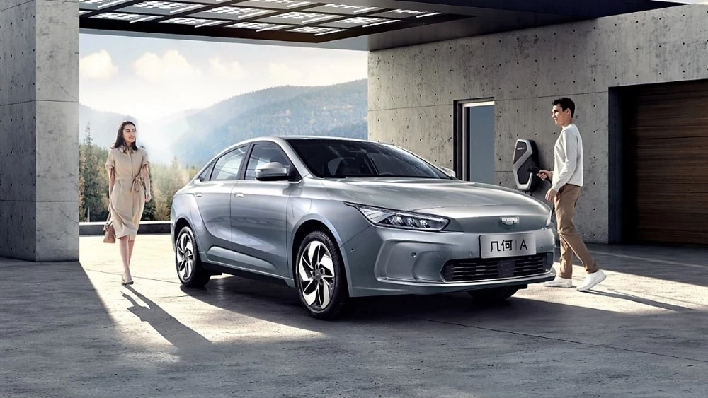 цена geely geometry