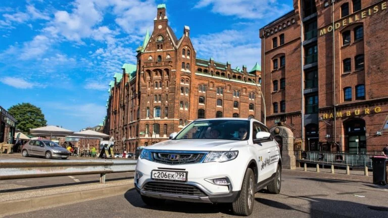 Geely Atlas
