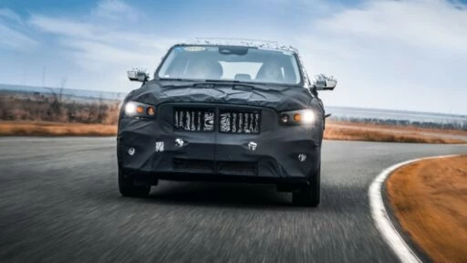 кроссовер geely kx11