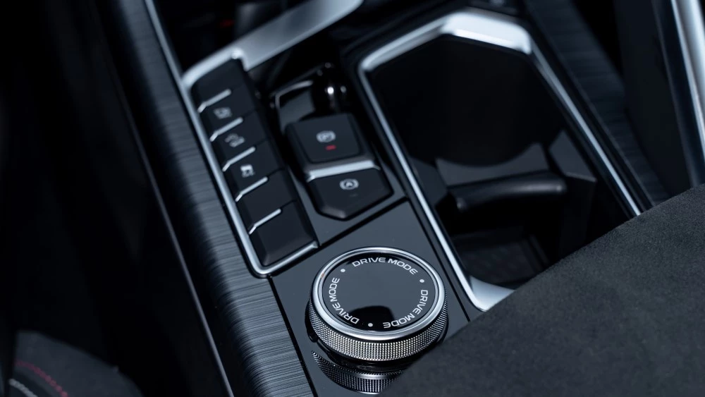 geely tugella салон