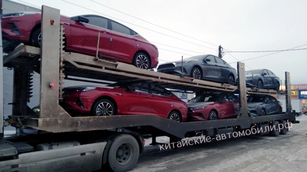 Самые красивые JAC появились у российских дилеров. Продажи начнутся в январе JAC J7 в России