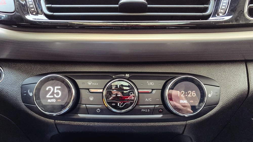 CheryExeed TXL климат-контроль