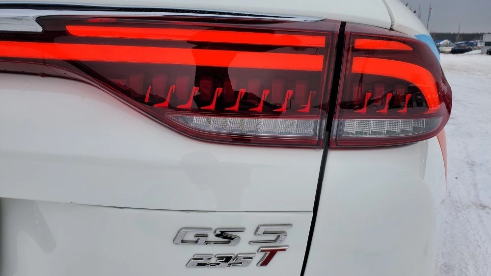 GAC GS5 фонарь