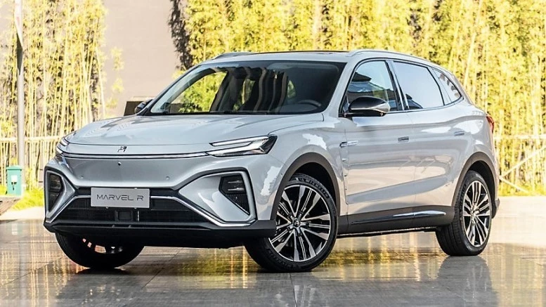 В Китае появился новый супергерой. Объявлен старт продаж кроссовера Marvel R Marvel R