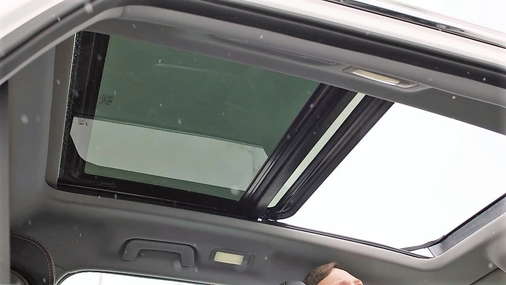 Обзор Chery Tiggo 8 Pro. Чем «вкусен» новый кроссовер без китайских «плюшек»