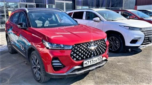 автосалон китайских автомобилей во Владивостоке