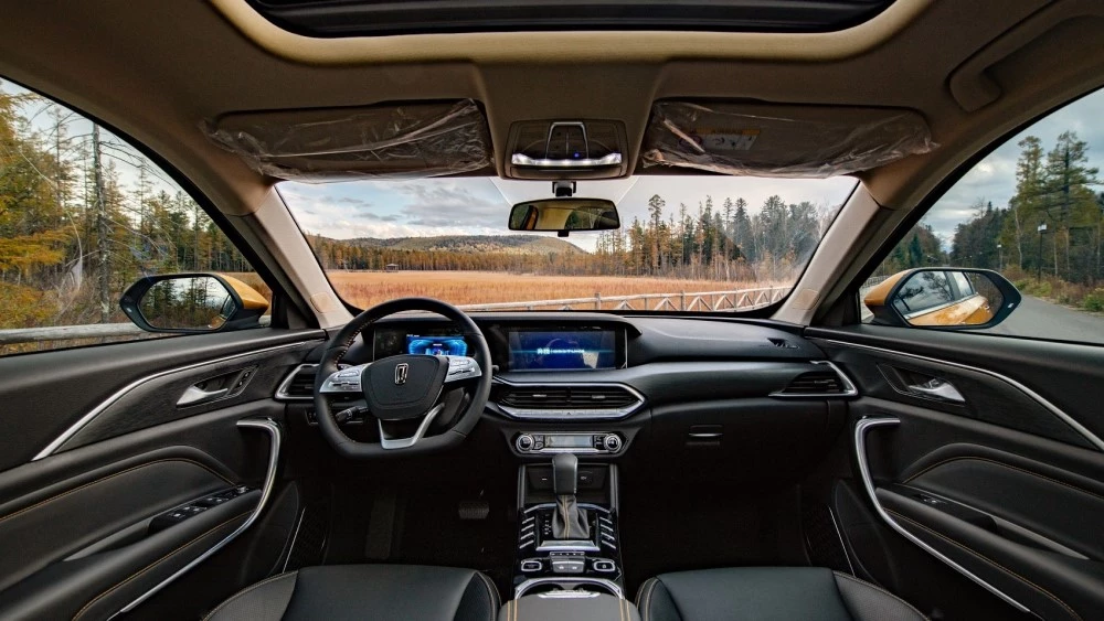 салон FAW Bestune T77