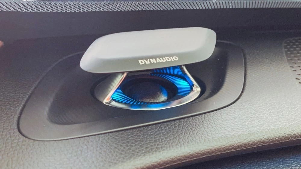 xpeng p7 музыка