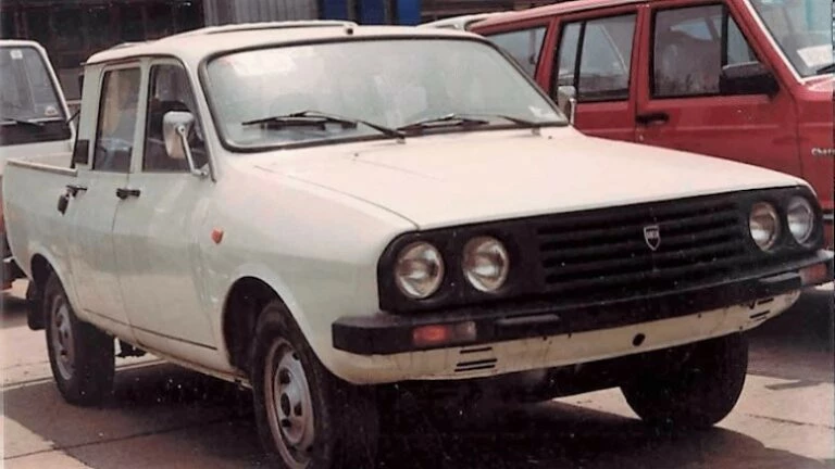 китайский пикап Xingtai клон Dacia