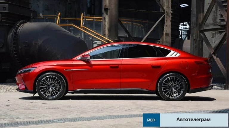 седан BYD Han