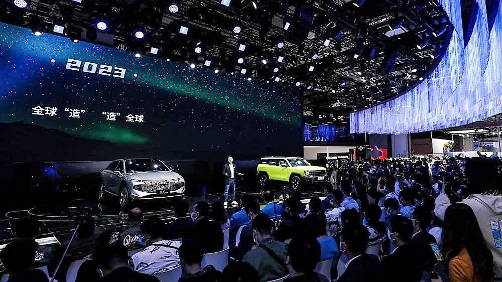 XY и X Dog на Шанхайском автосалоне