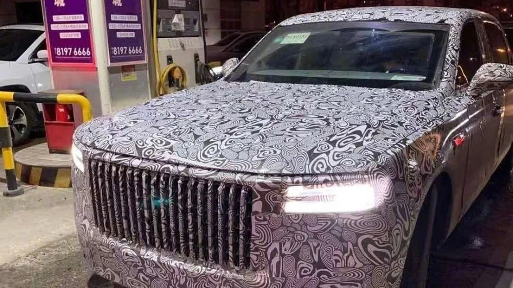 новый Hongqi