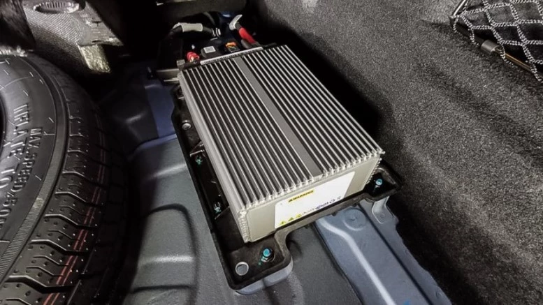 мягкий гибрид Geely батарея