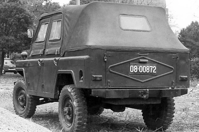 История китайских автомобилей. 212 «клонов» легендарного внедорожника Beijing BJ212