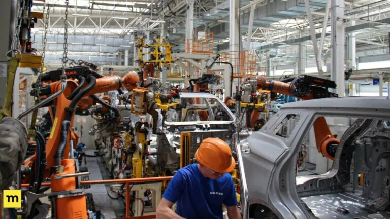 производство Geely Atlas Pro