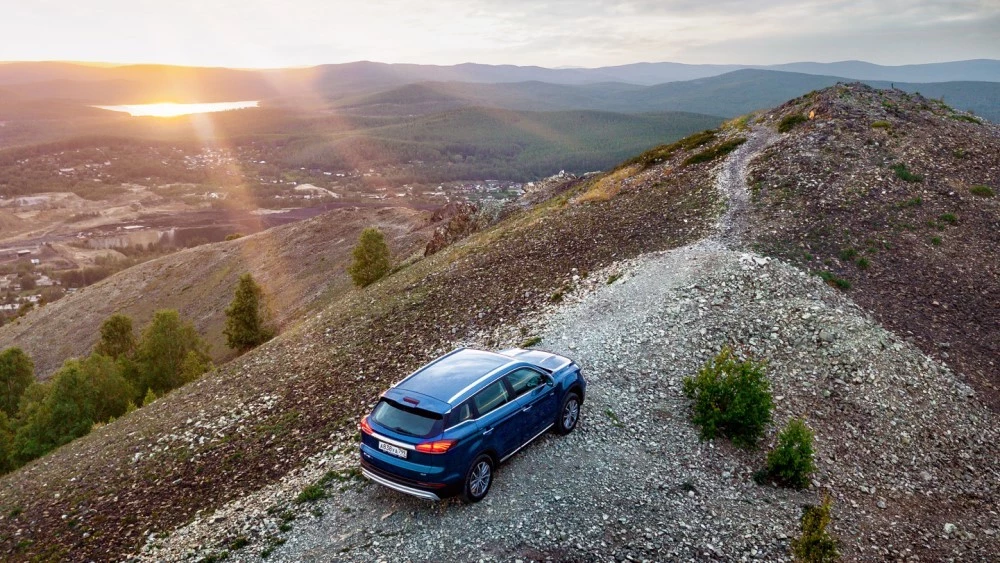 тест-драйв Geely Atlas Pro