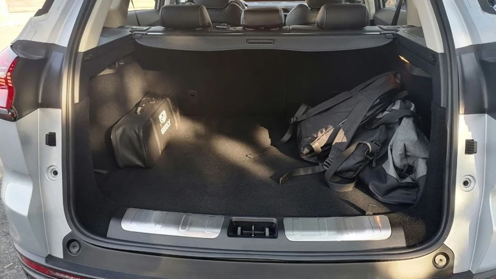 Geely Atlas Pro багажник