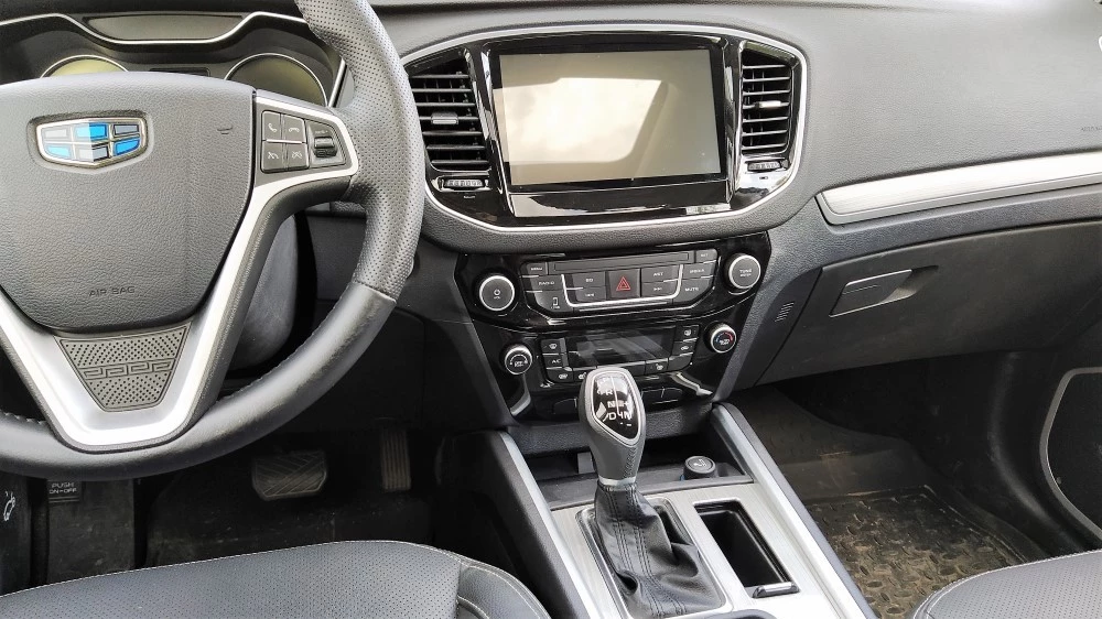 geely emgrand x7 2019 салон