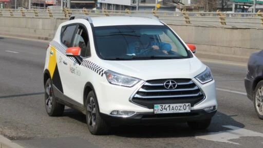 JAC S3 такси