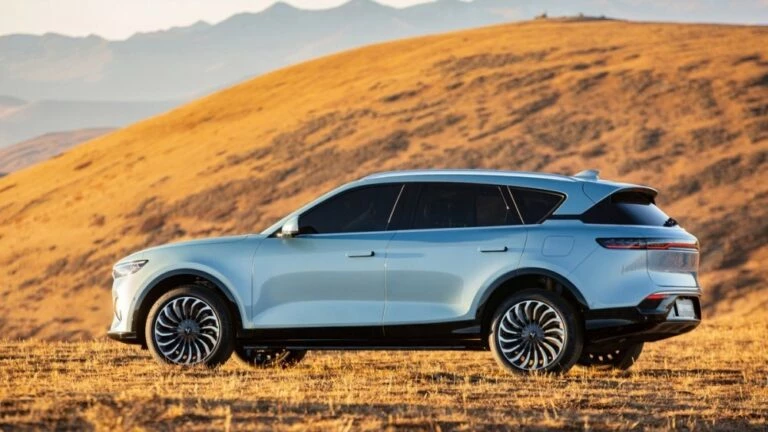 Dongfeng Voyah Free