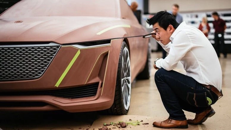 главный дизайнер Cadillac Фрэнк Ву