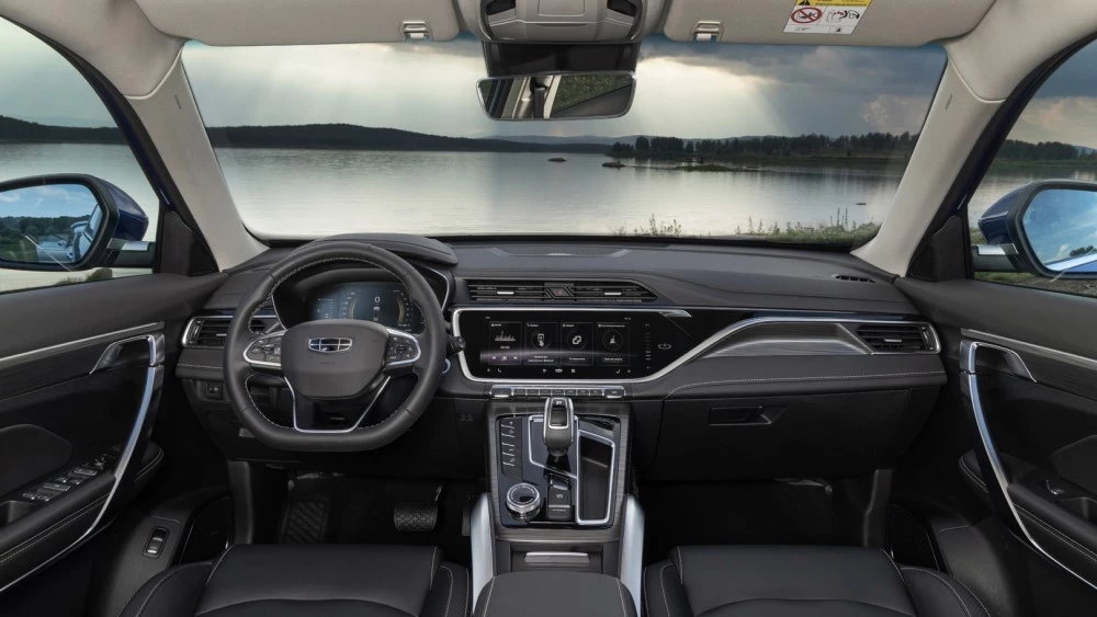 geely atlas pro салон