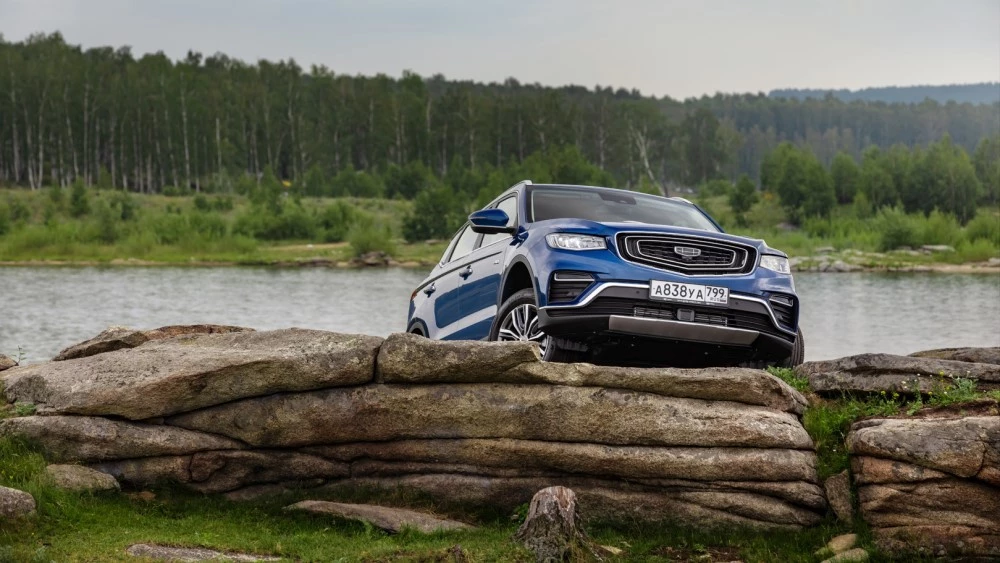 geely atlas pro цены конкуренты